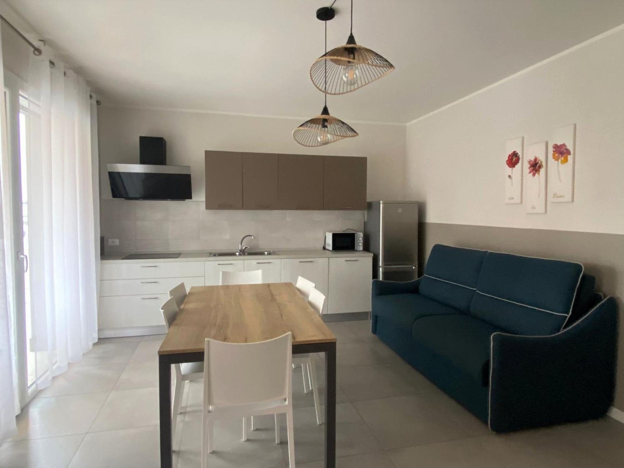 The Prince - Luxury Apartments With Pool Peschiera del Garda Ngoại thất bức ảnh