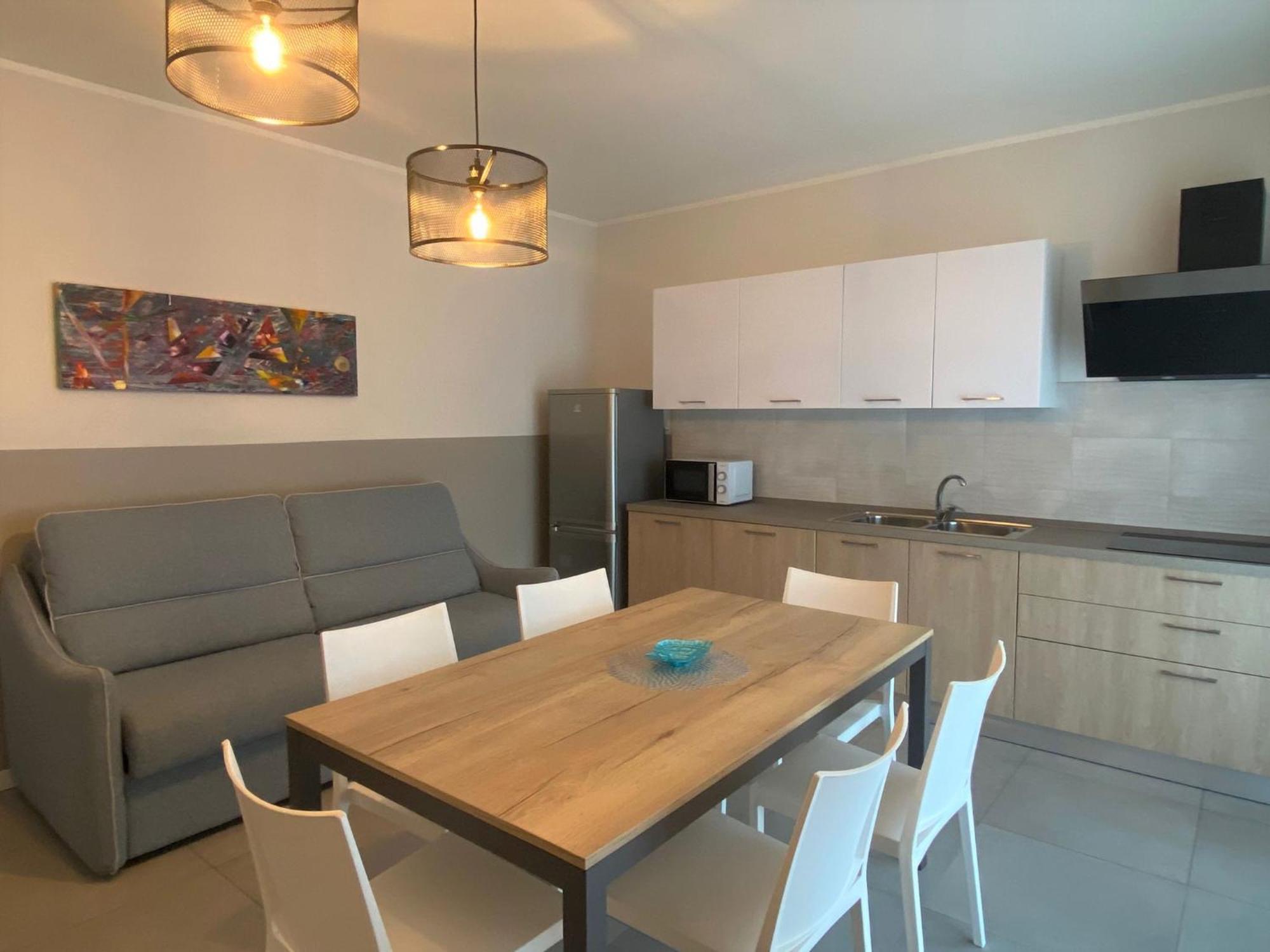 The Prince - Luxury Apartments With Pool Peschiera del Garda Ngoại thất bức ảnh