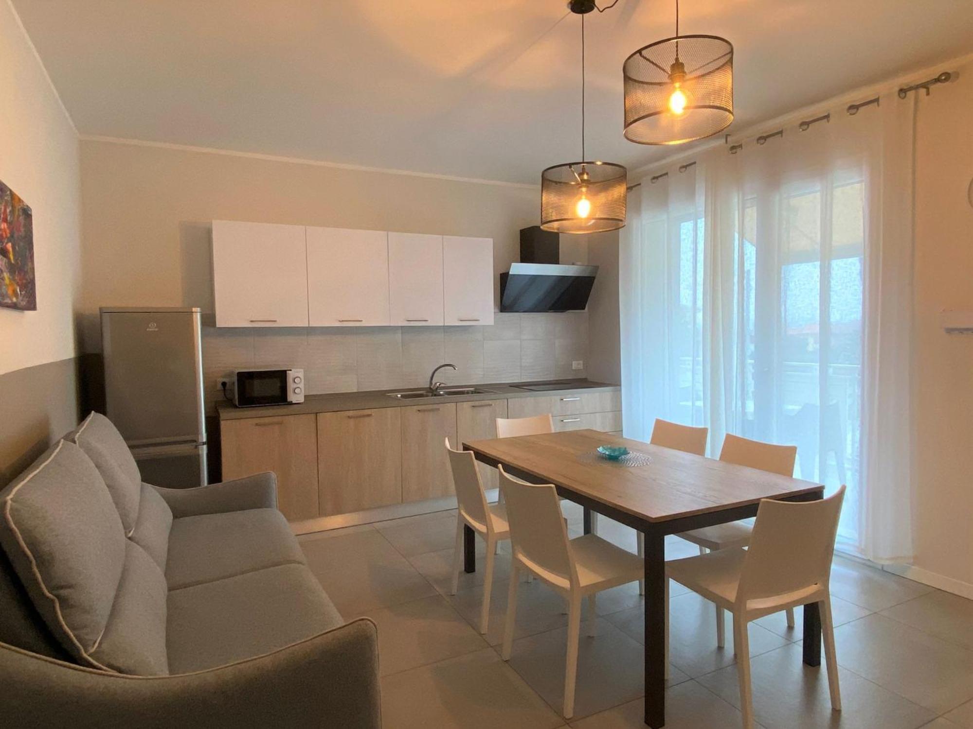 The Prince - Luxury Apartments With Pool Peschiera del Garda Ngoại thất bức ảnh